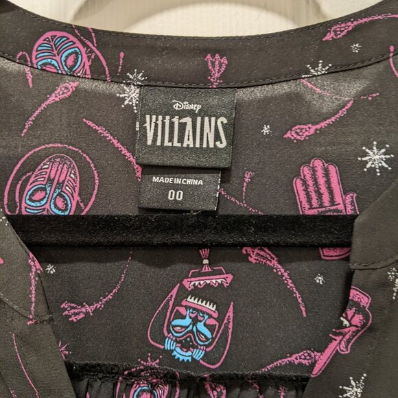 Disney Villains Torrid Blouse - Picture 2 of 3